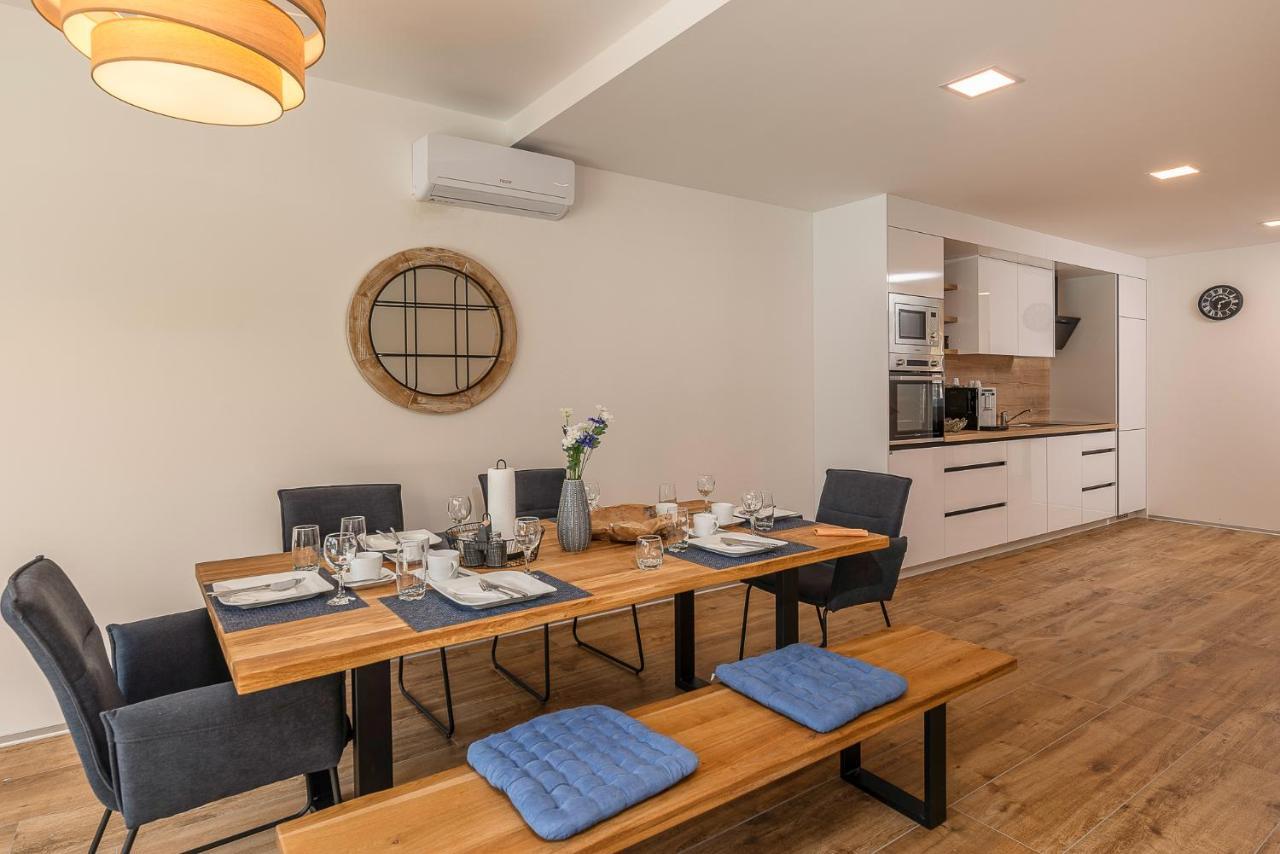 אומאג Villa Relax Home Sun מראה חיצוני תמונה