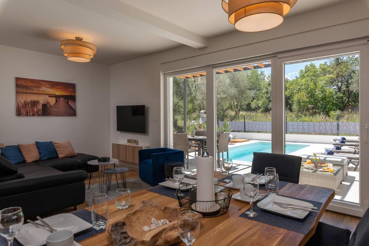 אומאג Villa Relax Home Sun מראה חיצוני תמונה