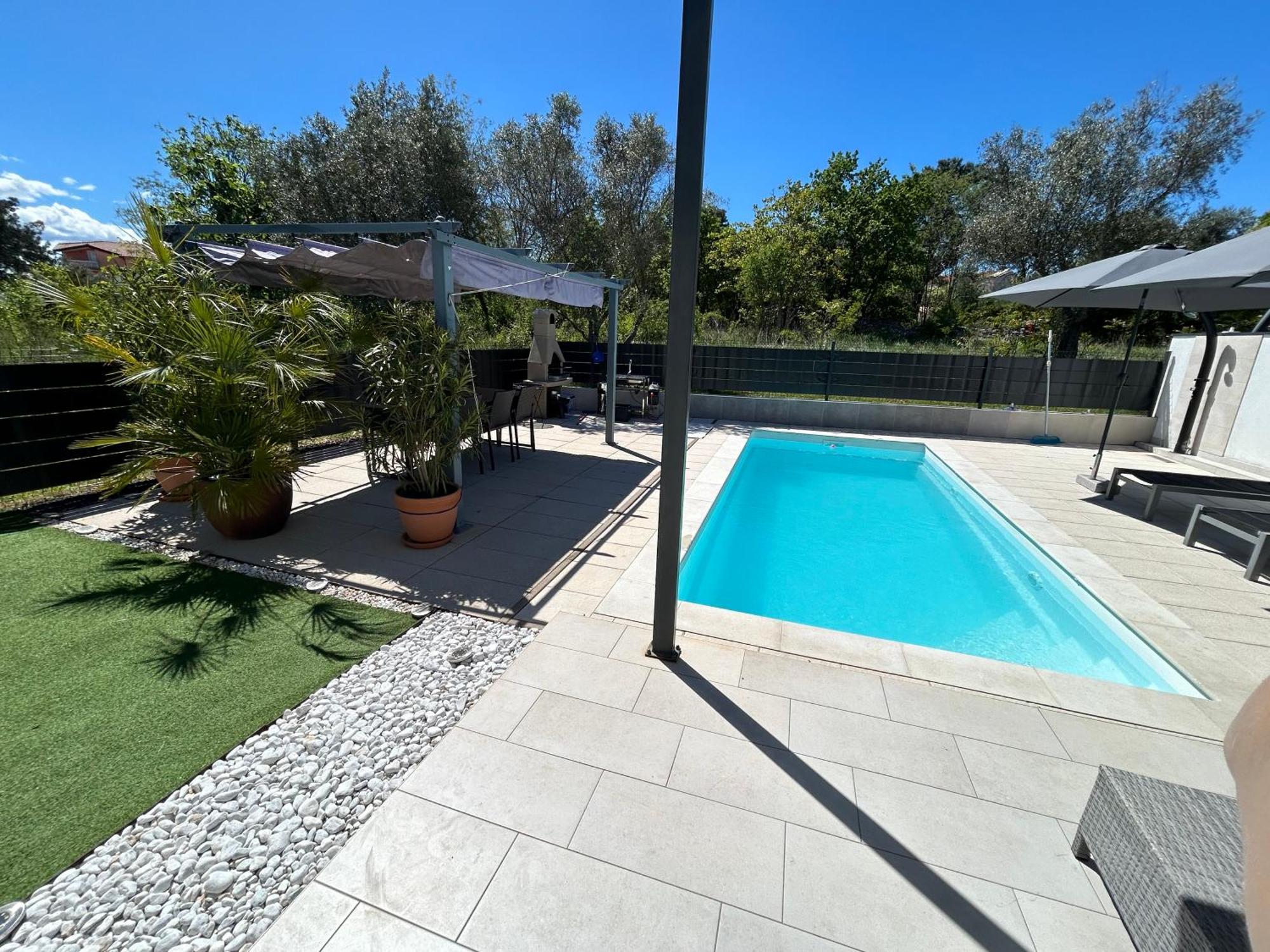 אומאג Villa Relax Home Sun מראה חיצוני תמונה